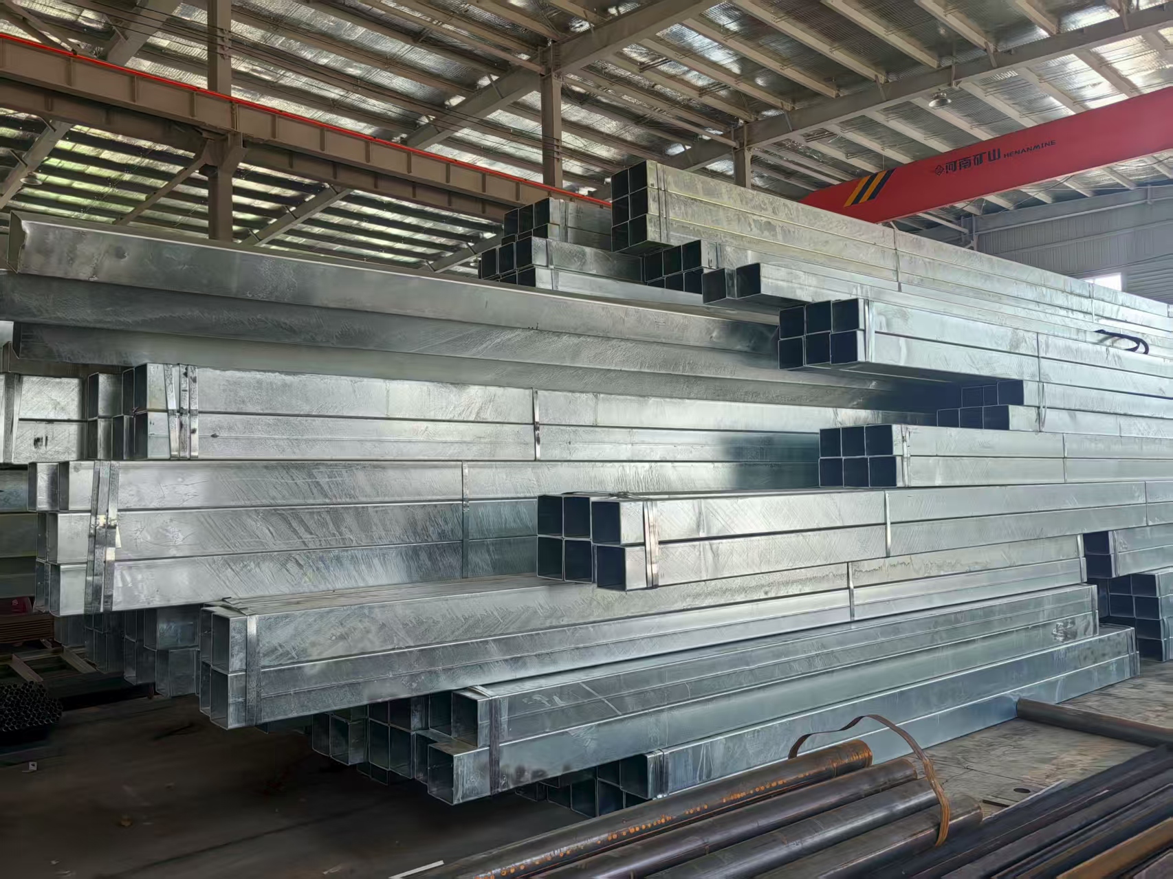 墻檁條、熱鍍鋅方管、衡水鋼構(gòu)加工、方管加工、鋼構(gòu)加工、金鼎鋼構(gòu)13131801767