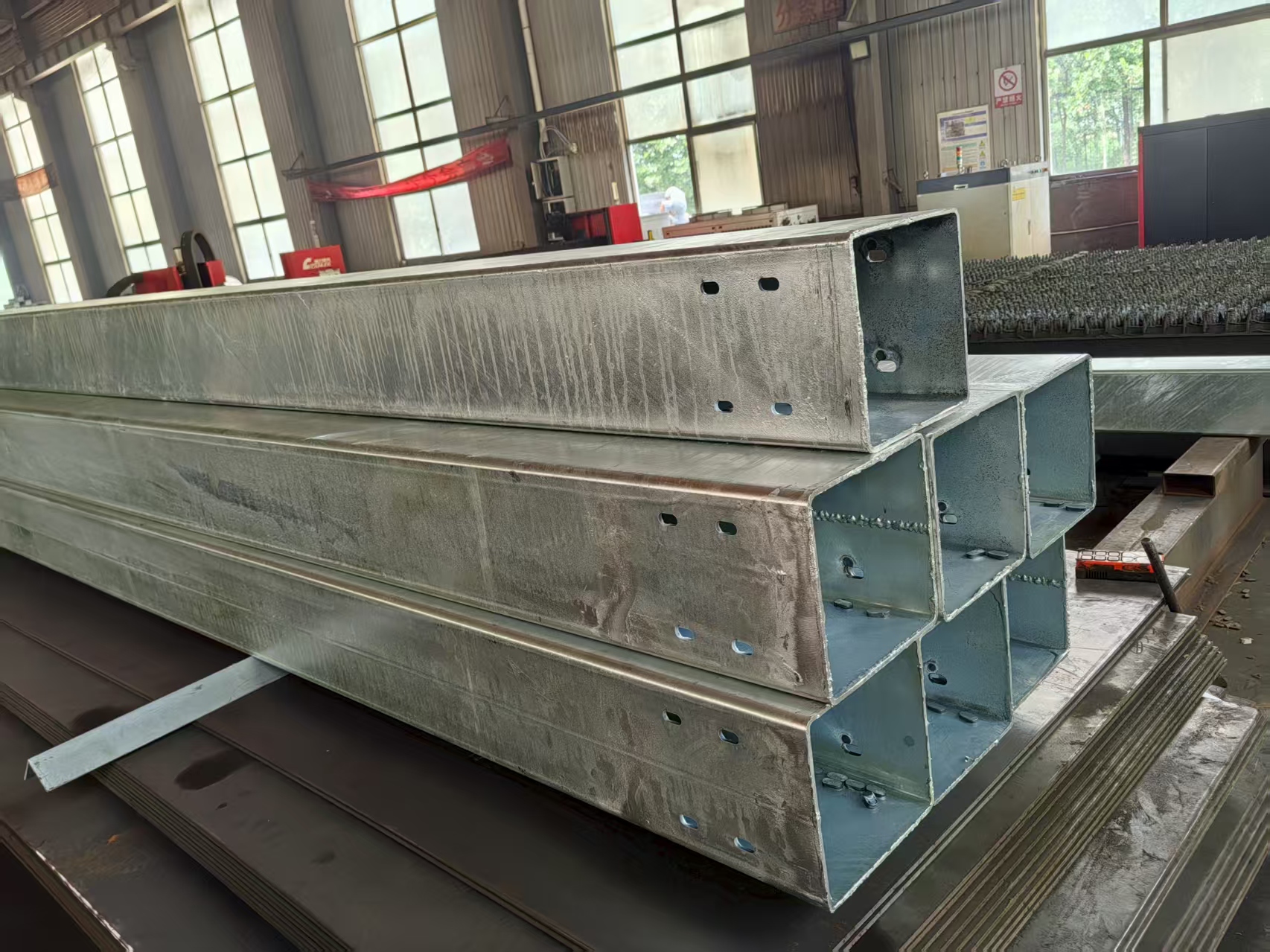 墻檁條、熱鍍鋅方管、衡水鋼構(gòu)加工、方管加工、鋼構(gòu)加工